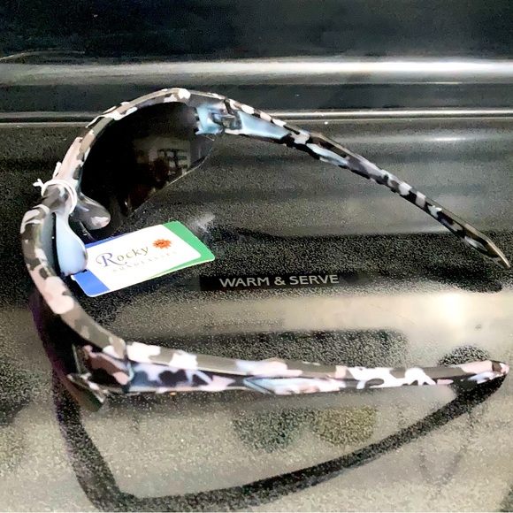⚜️NWT ‘ROCKY’ SPY OPTIC SUNGLASSES W/CITY CAMO DESIGN⚜️ - Picture 2 of 7